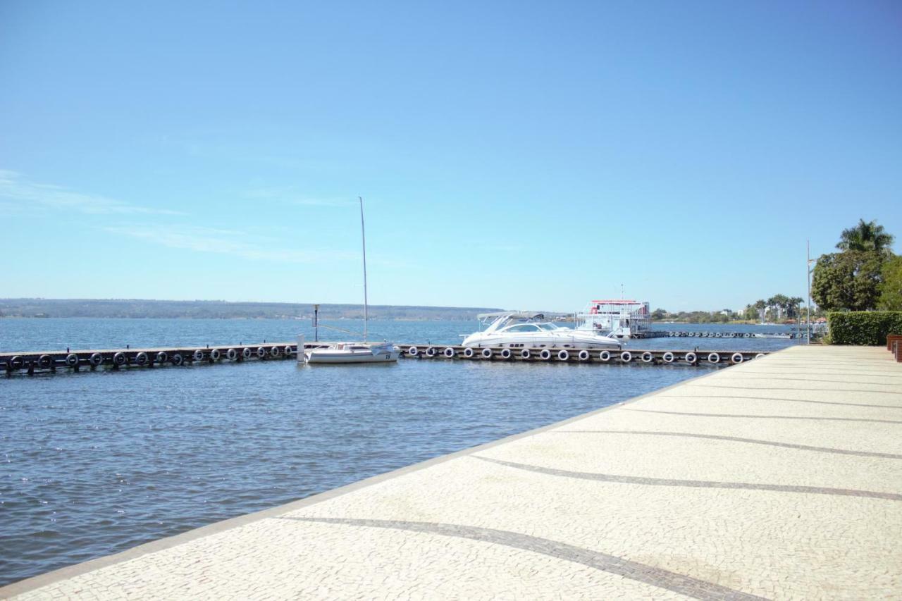 Life * Brasilia